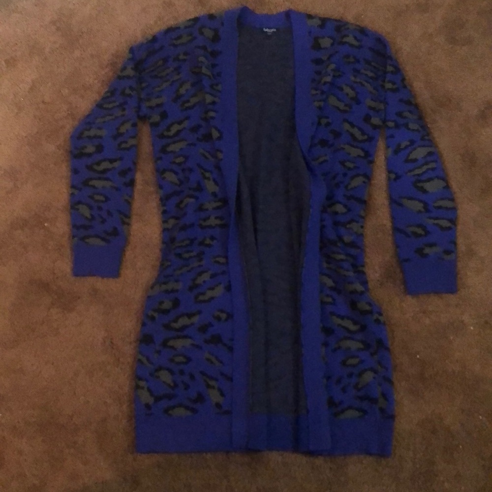 Women’s cardigan sweater XS brand:Splendid (sold at Nordstrom)